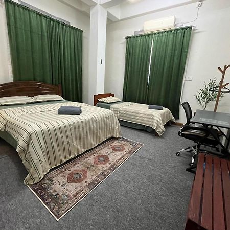 La Wood Homestay Kampung Kuala Besut Luaran gambar